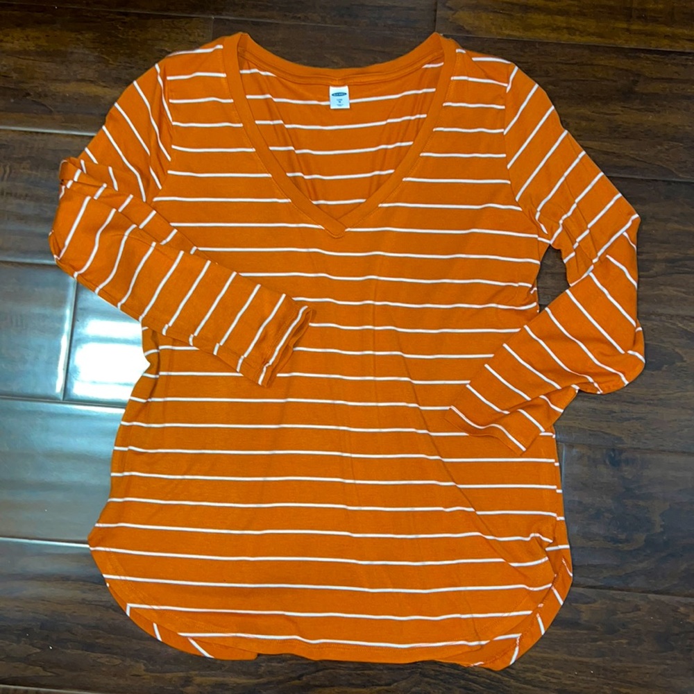 5/$10!! Old Navy Luxe Top